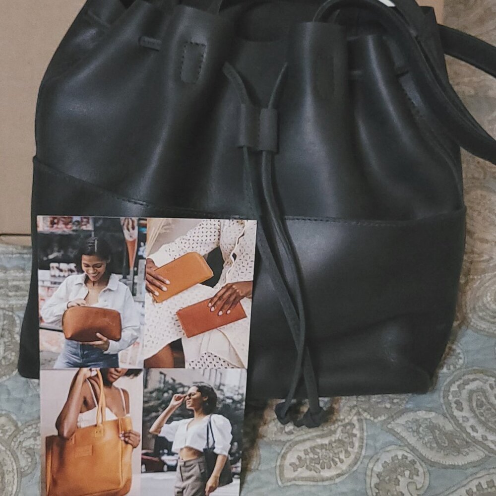 New Parker Clay leather bucket bag